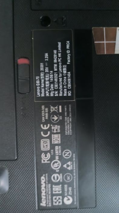 Laptop lenovo. .