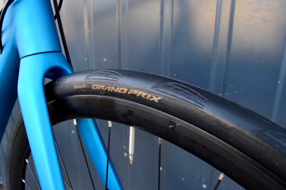 FV23 komfortowy Cube Attain Race L Disc Tiagra 2x10 endurance Road+