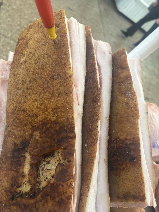 Домашнє сало на соломці