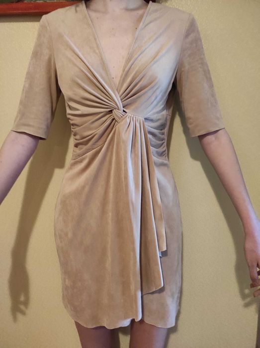 Красива та стильна сукня ZARA Basic р. S