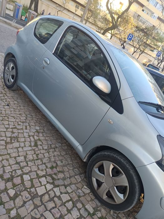 Toyota Aygo azul