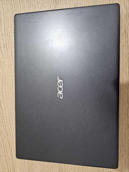 Notebook ASUS Aspire 3 - Ryzen 7 3700U 12Gb de RAM