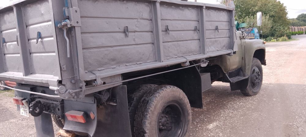 ЗІЛ колгоспник.