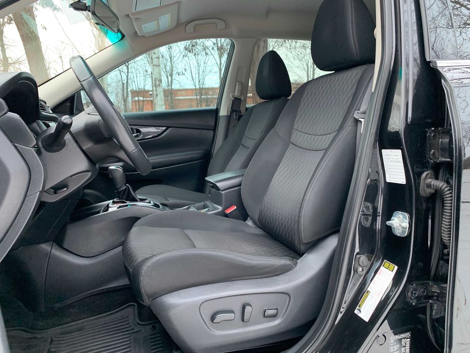 Nissan Rogue полный привод SV AWD 2017 года!