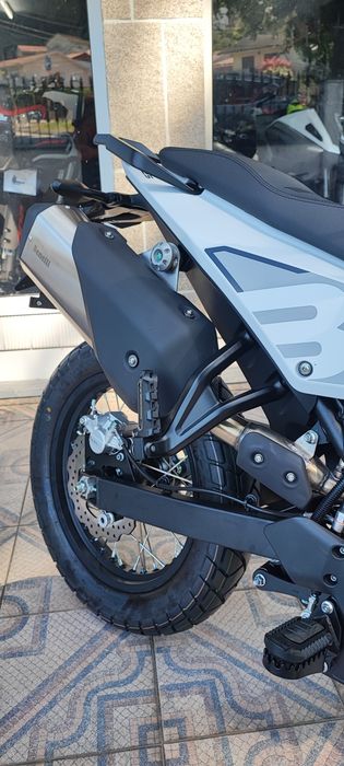 Benelli BKX 125 0% JUROS
