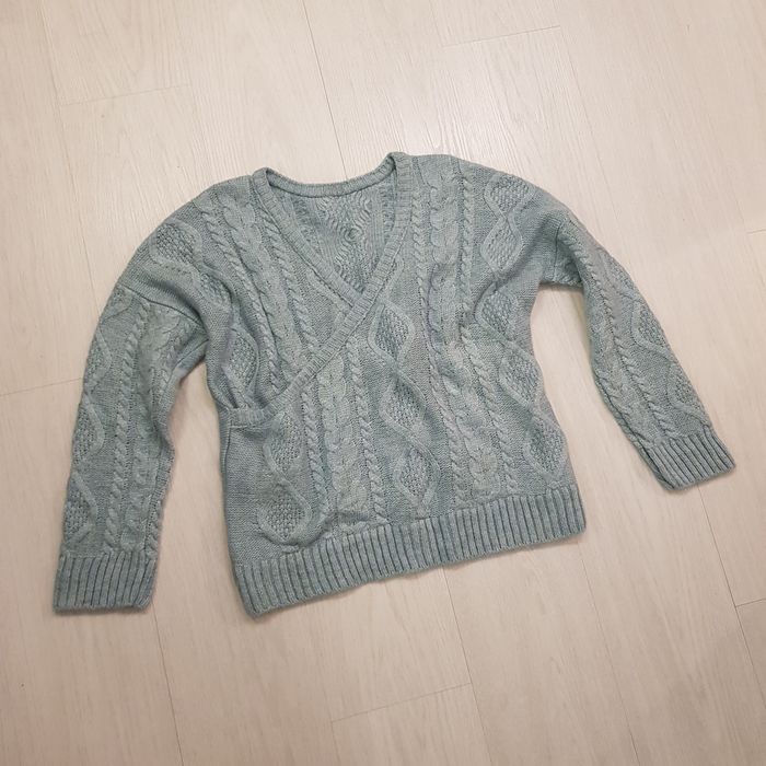 Sweter miętowy s m dekolt v nowy