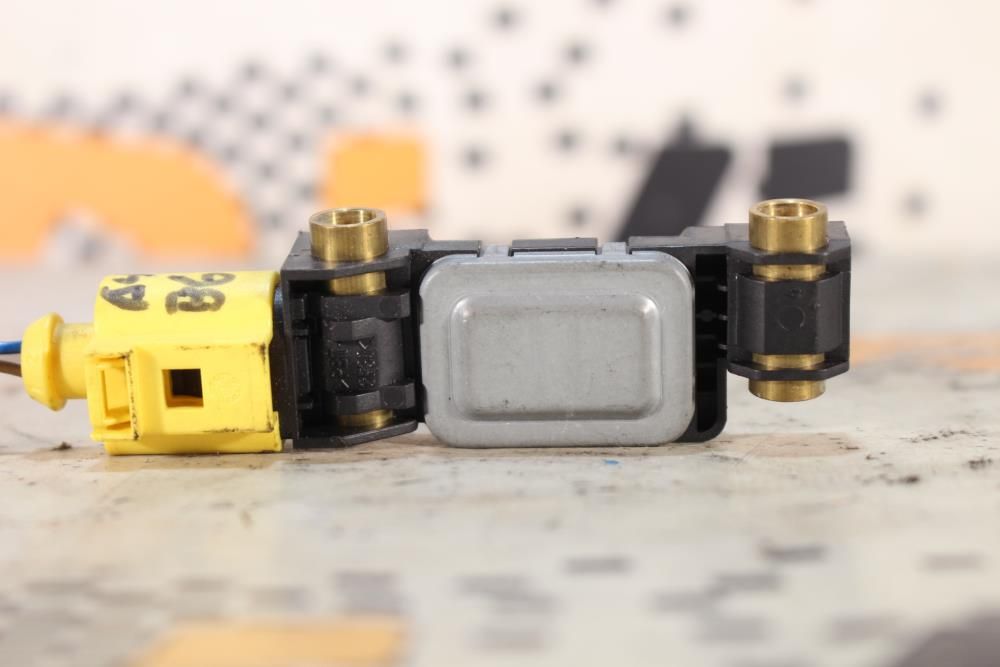 Sensor de impacto AUDI A4 (8E2, B6)