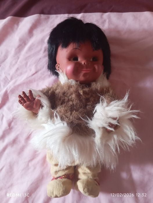 Boneca esquimó vintage