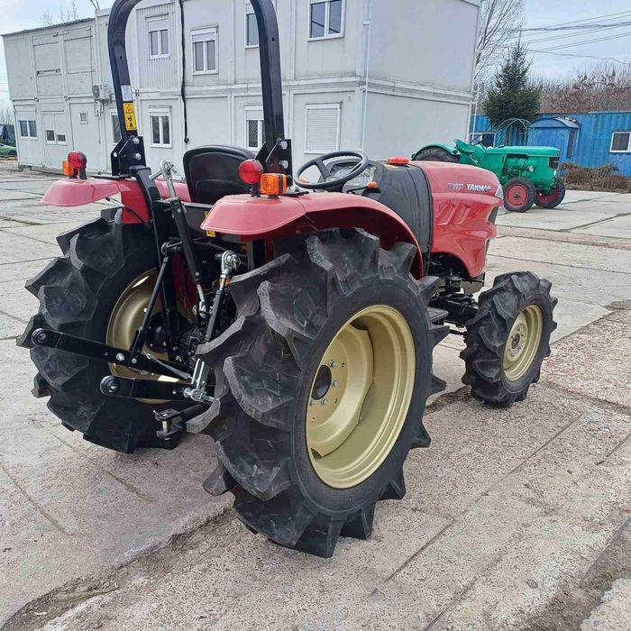 Трактор Yanmar EF 393T