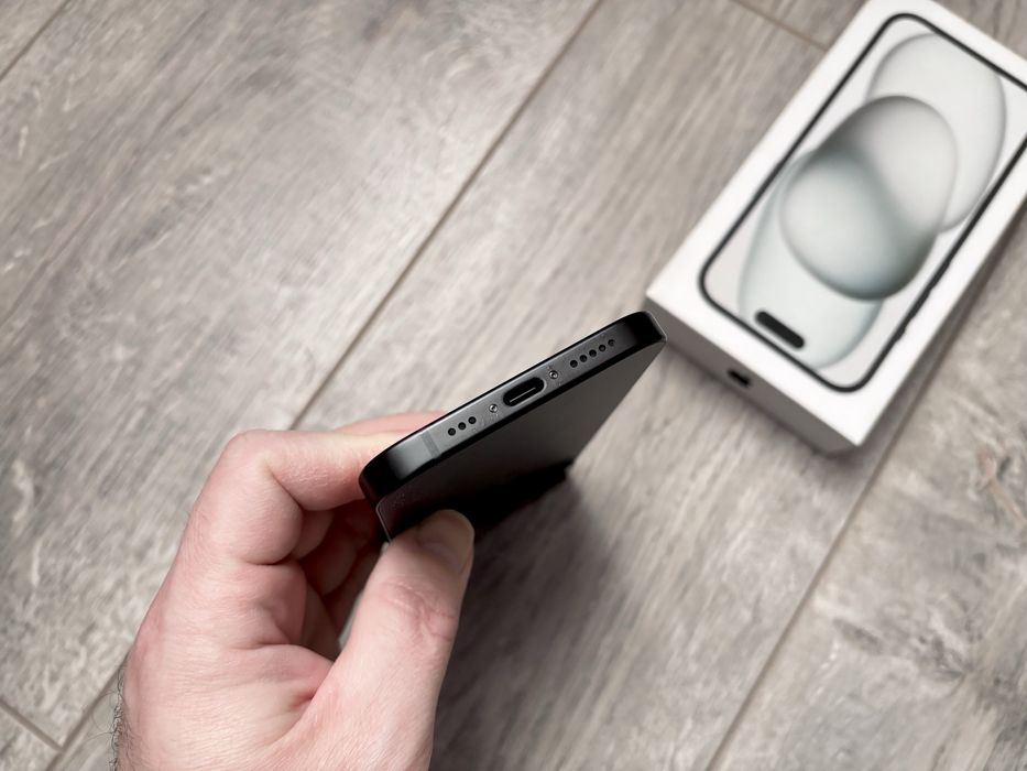 iPhone 15 128gb Black