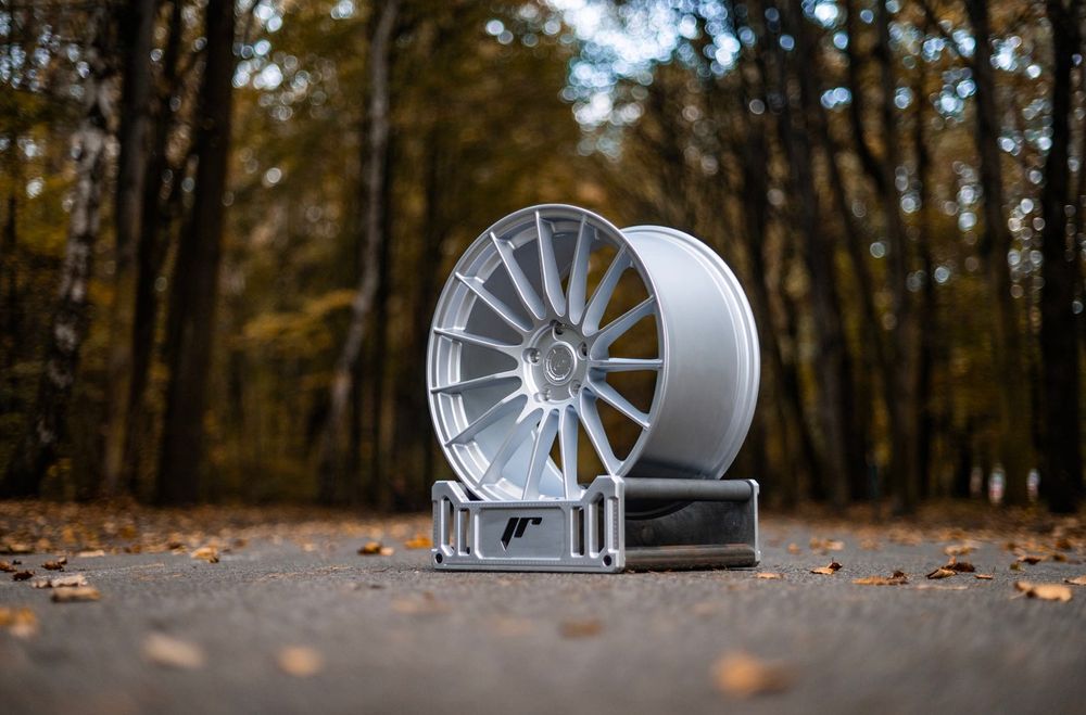 Japan Racing SL05 5x100 5x110 5x112 5x114.3 5x120