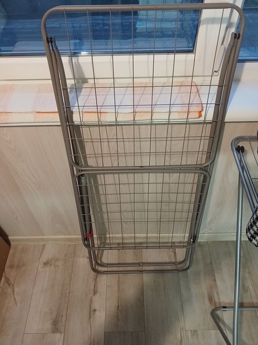 Продам сушилку для одягу