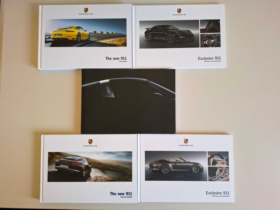 5 x Catalogos Porsche -  EN