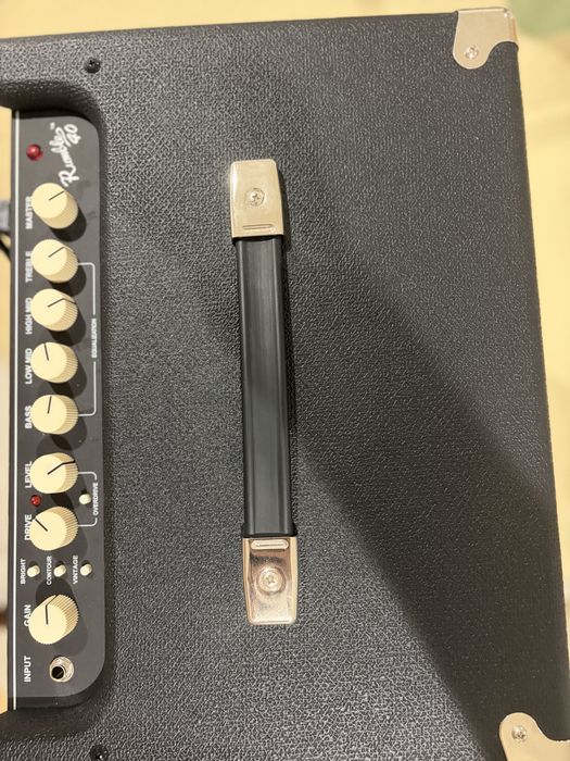 Amplificador Fender Rumble 40