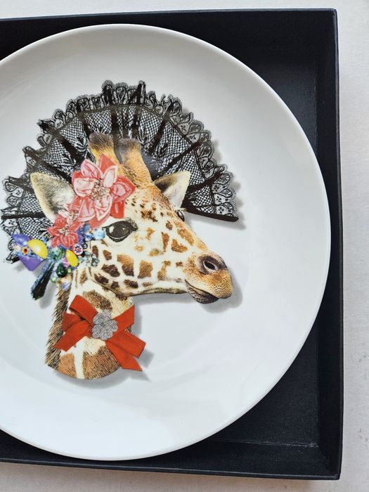 Prato de Sobremesa Dona Girafa da Vista Alegre Novo