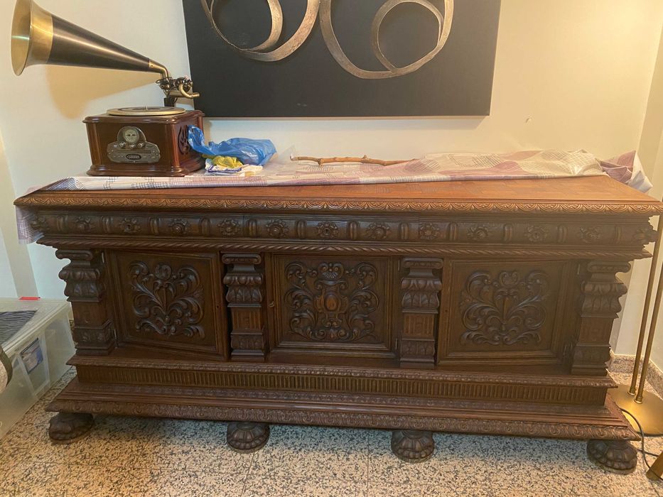 Aparador sala antigo - madeira maciça