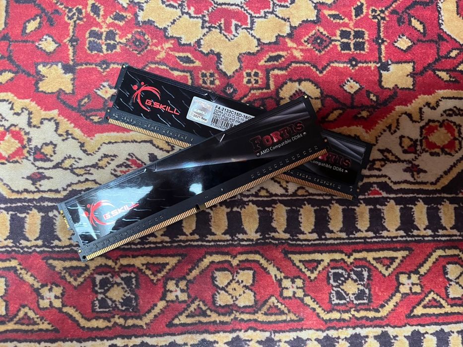 G.SKILL 16gb(2x8) DDR4 2444mhz CL15