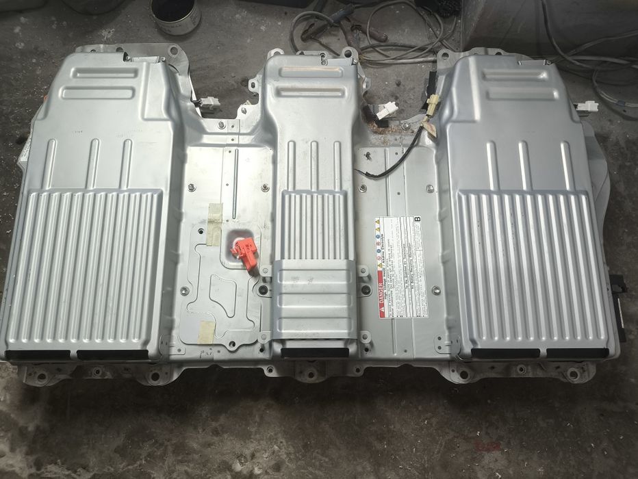 Аккумуляторная батарея BBБ Lexus rx 400h 06-09 153k