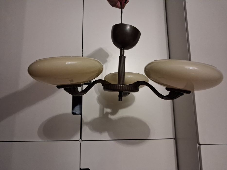 Mosiężny żyrandol - 3 klosze / art deco ?? Wrocław Stare Miasto