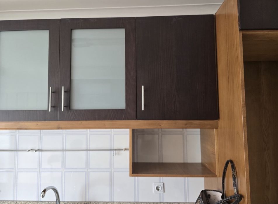 Cozinha usada em bom estado