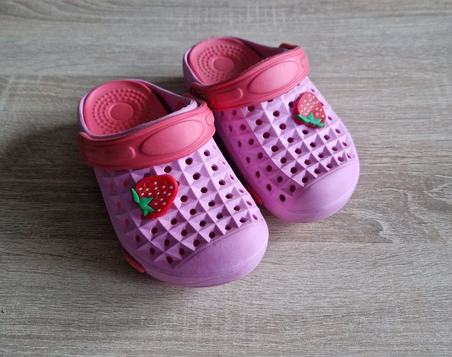 Klapki croksy, różowe, r.27