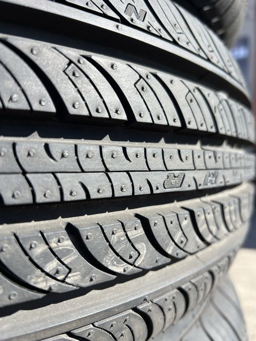 225/65r16 Federal Xtramile xr03 шини всесезонні літні комплект