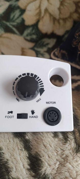 Клазінг машинка для магікюру