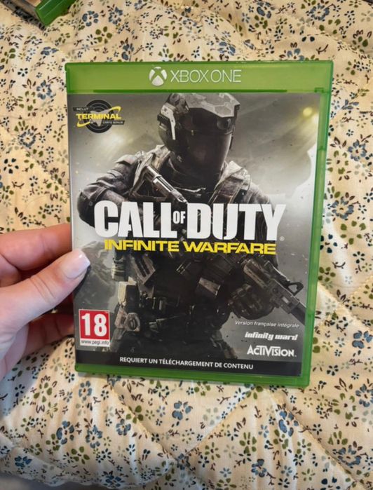 Jogo de Xbox One Call Of Duty Infinity Warfare