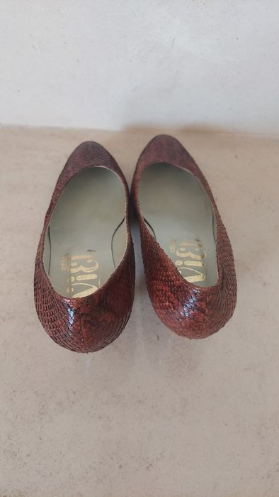 Sapatos Pele Lagarto castanhos tamanho 38