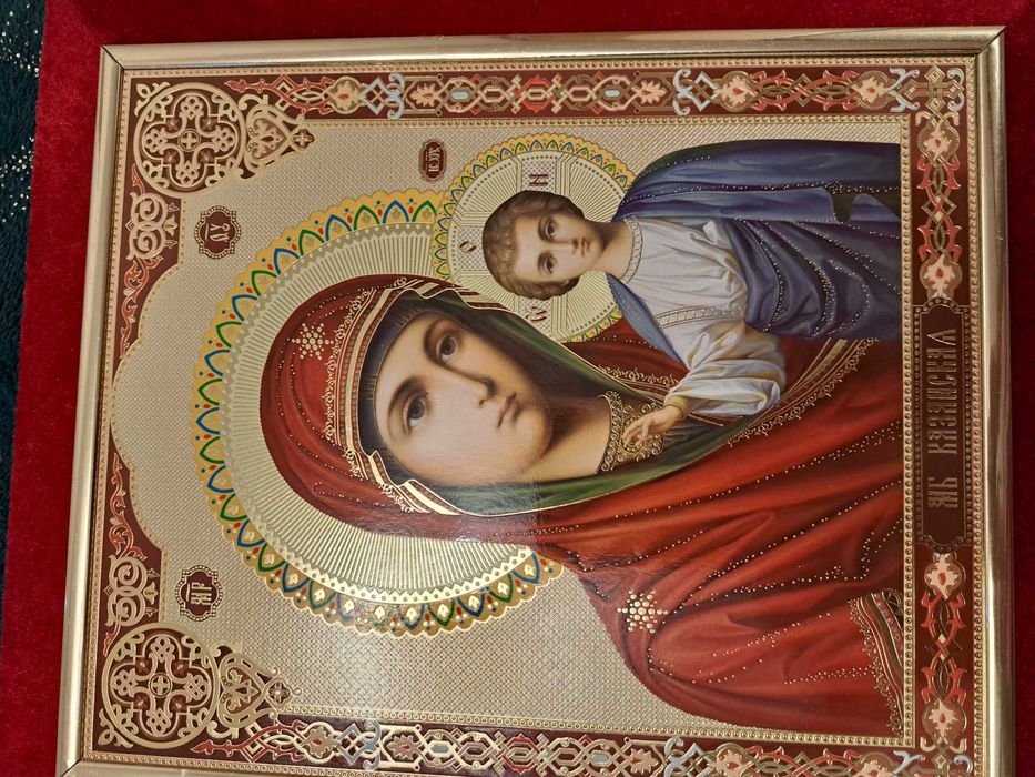 Икона складная в бархате