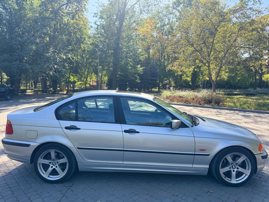 Продам BMW e46 318i