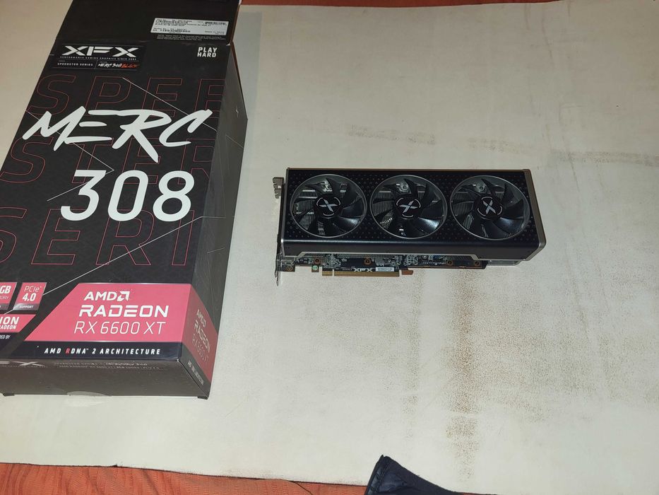 Karta graficzna AMD RX6600XT XFX 308 Merc