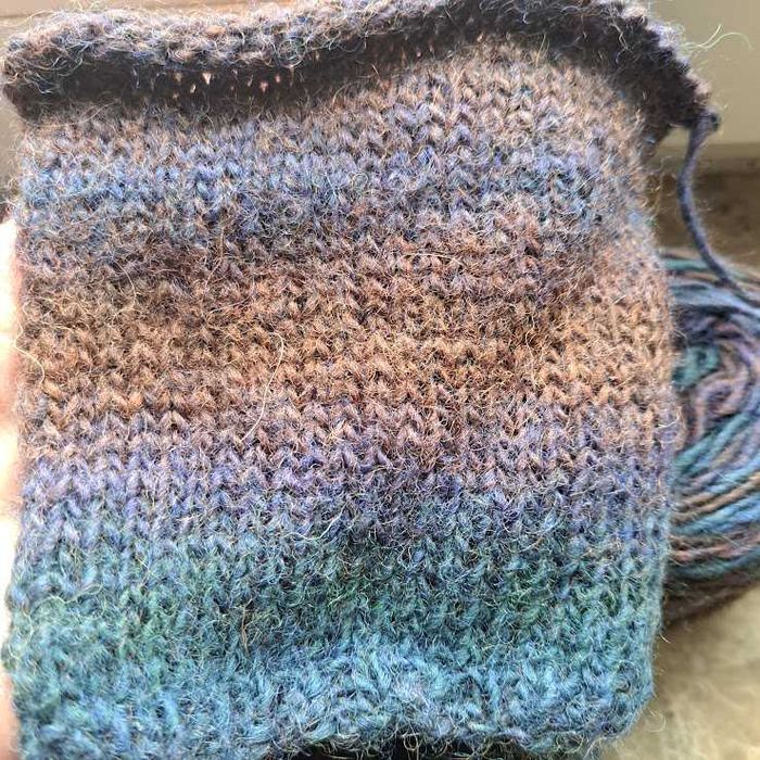 Пряжа 100% вовна.