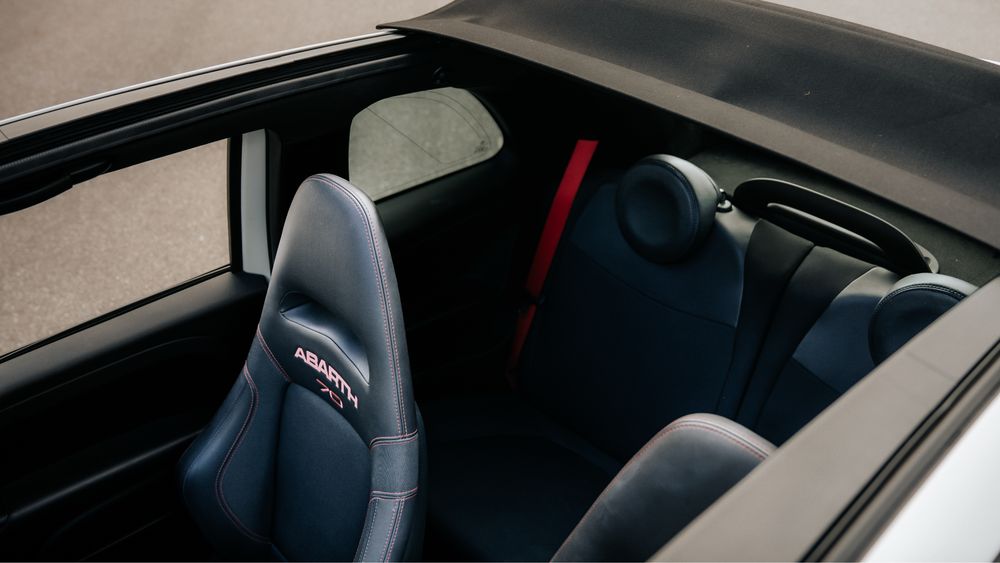 Abarth 500c  595 esseesse 70 anos