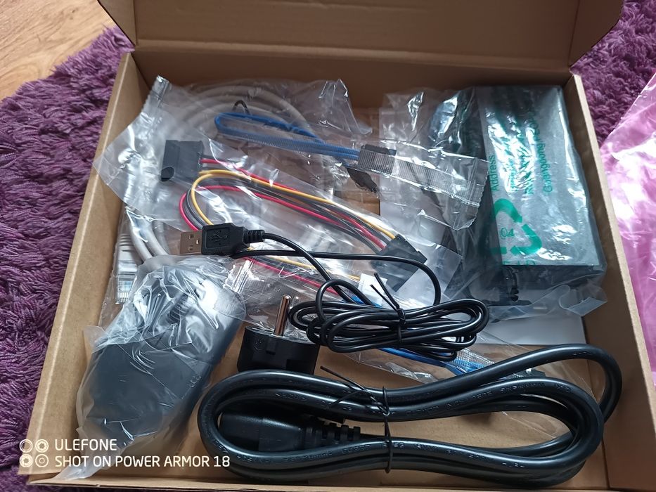 Rejestrator IP Hikvision DS-7608NXI-I2/S E PL