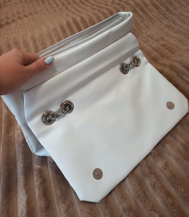 Стьобана сумка LEMAN showroom