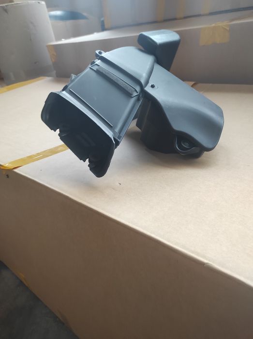 Воздухозаборник воздушного фильт Jeep Cherokee 2.4 2014 2015 2016 2017