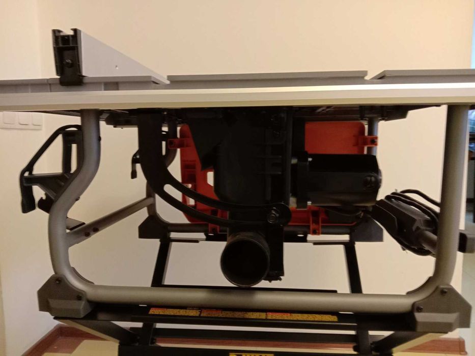 Циркулярная пила RidGid R4518 с подставкой Dewalt DW 7451