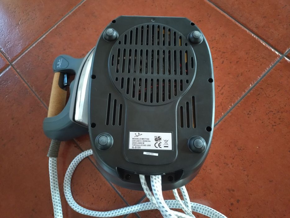 Ferro com caldeira Jata MKT-104