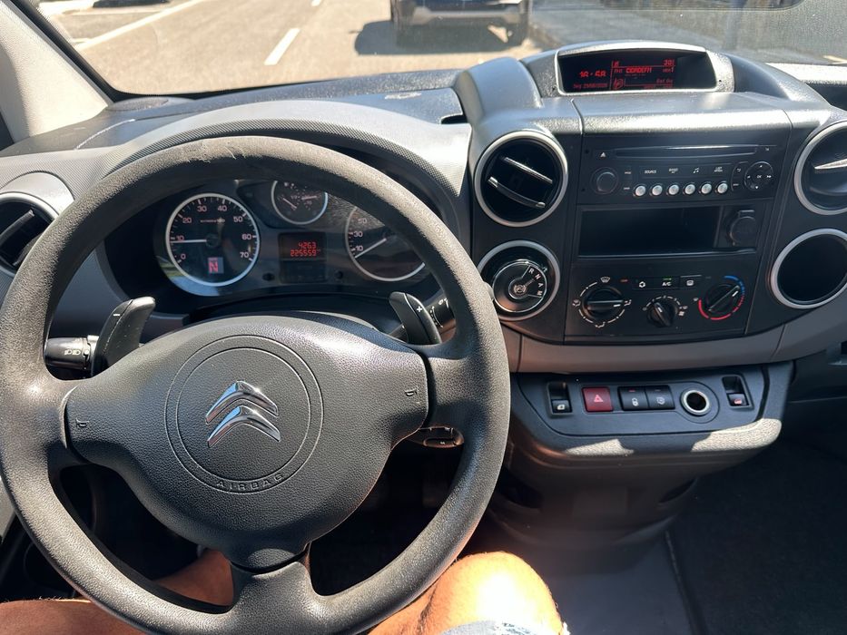 Citroën Berlingo 1.6 HDi 90cv Automática | 2014