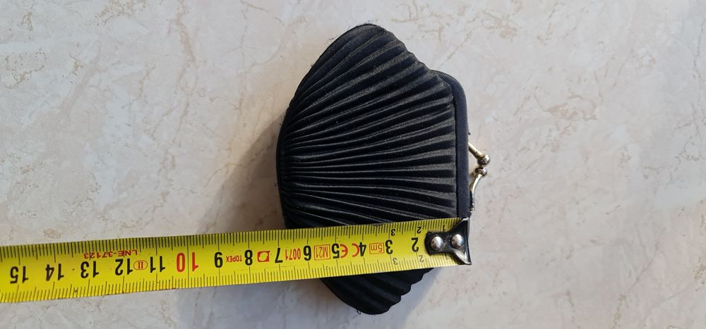 Portfel portfelik portmonetka muszla czarny