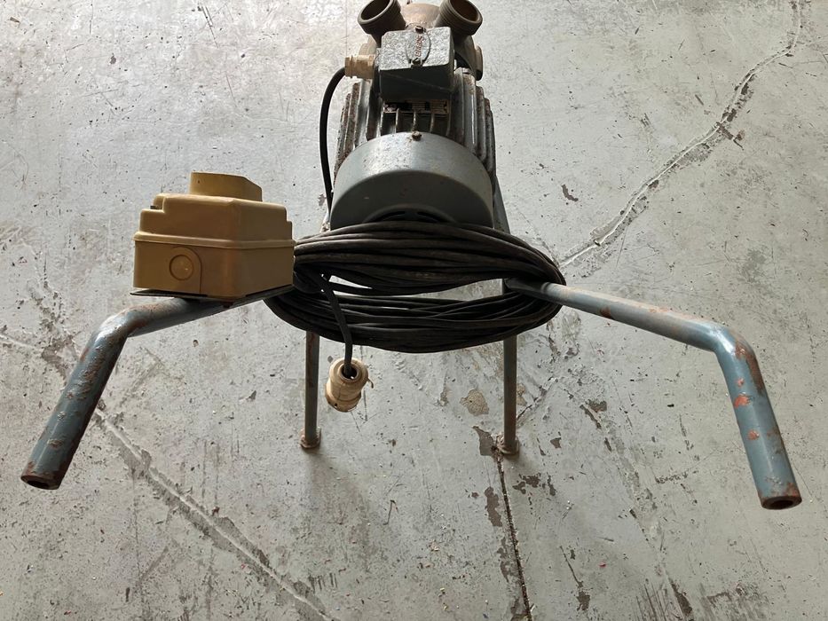 Bomba de água móvel