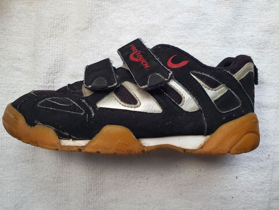 pro touch кросівки