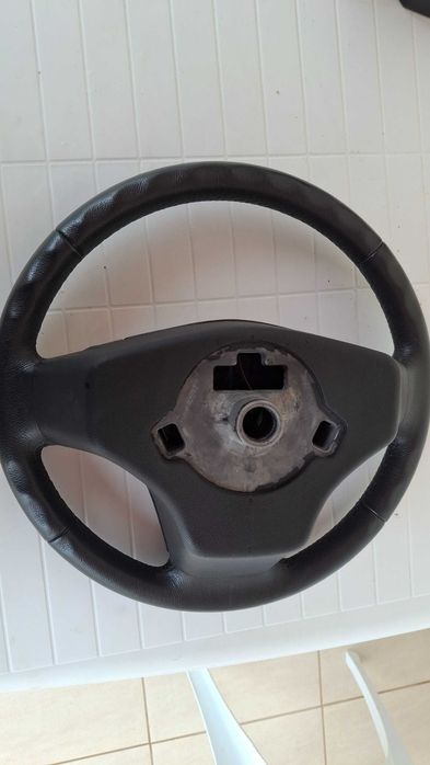 Vendo volante do opel corsa D/astra H impecável