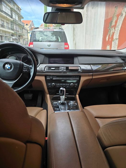 BMW 730D berlina
