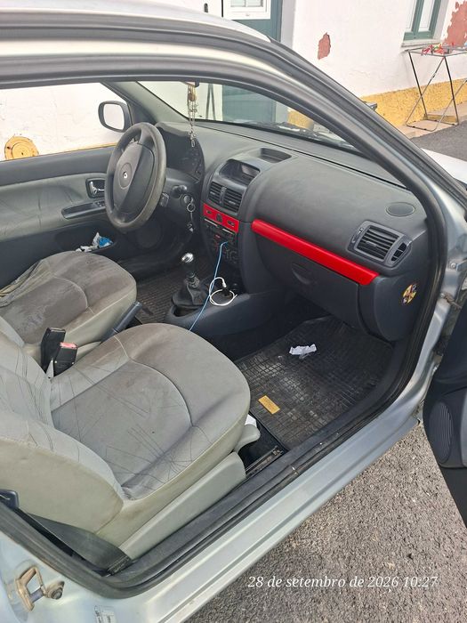 Clio2 1.5dci comercial