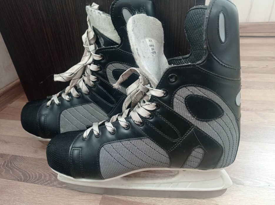 Коньки ZHI QU  / CC INTER FUN. Ковзани.