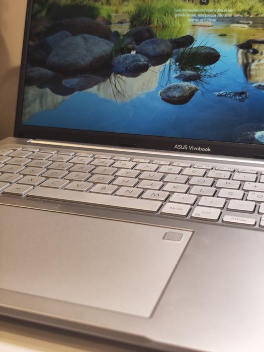 ASUS Vivobook 16 X1605ZA – i5 12ª Gen | 16GB RAM | Excelente Estado