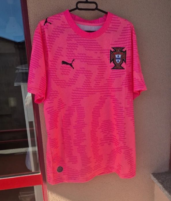 T-Shirt Camisola Rosa Seleção Portugal 2026