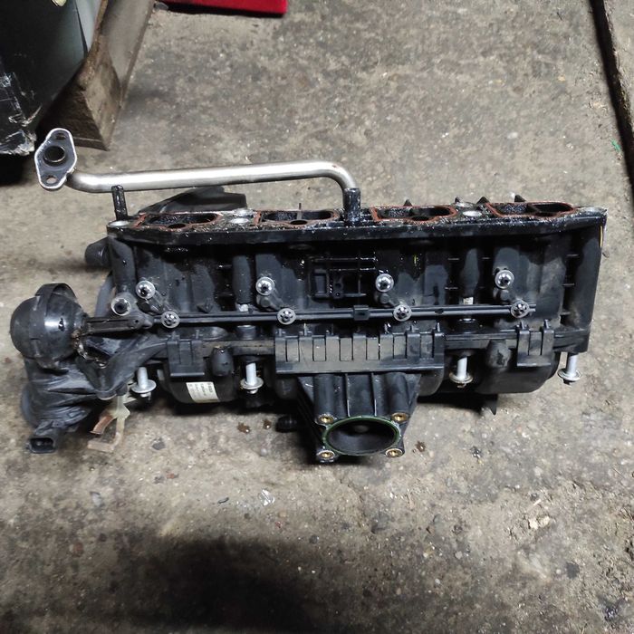 Kolektor Ssący Corsa C D Meriva Astra H Combo 1,2 16 V Z12XEP